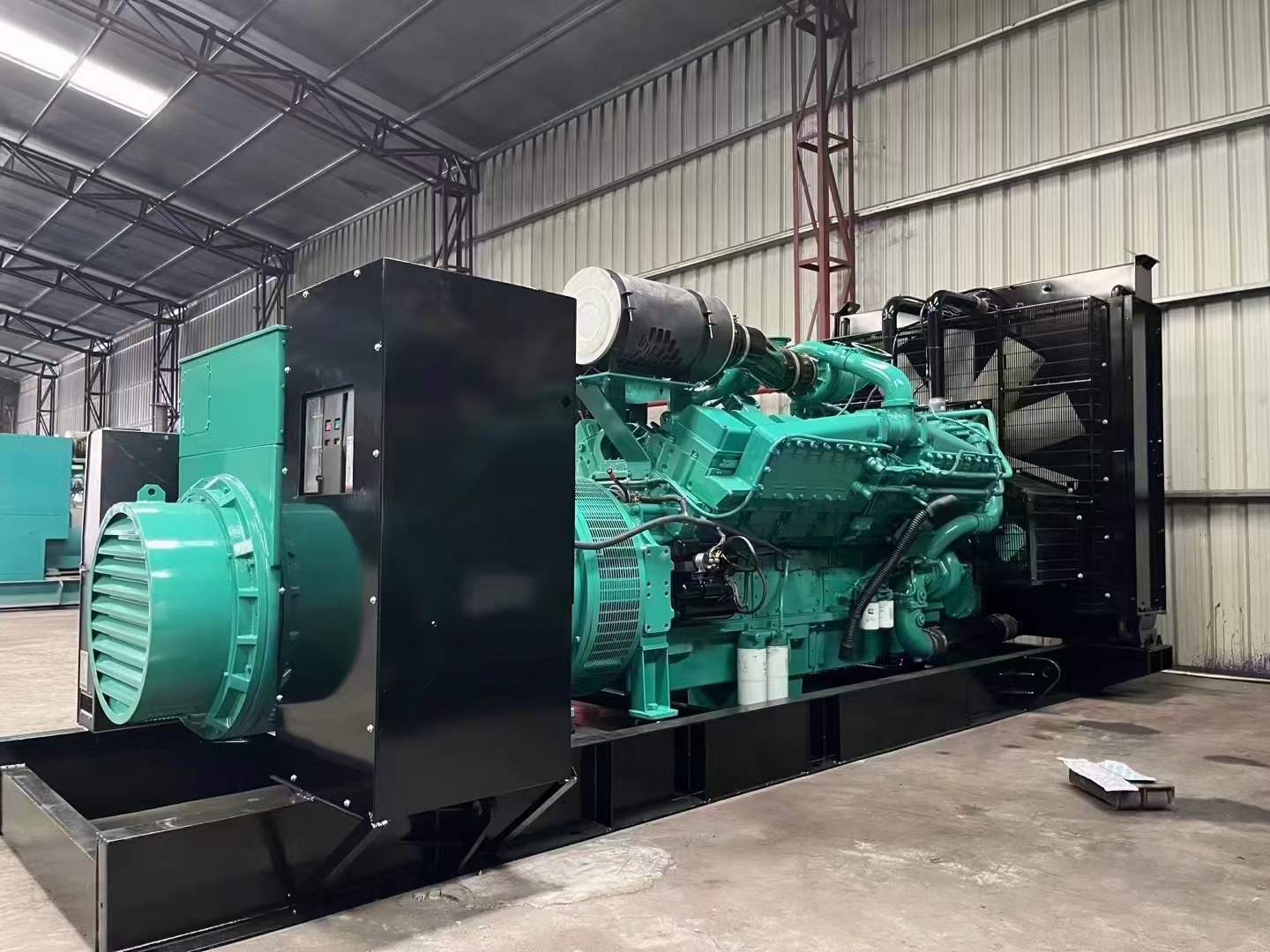 淮阴如何降低 800kW 柴油发电机输出电流的波动？